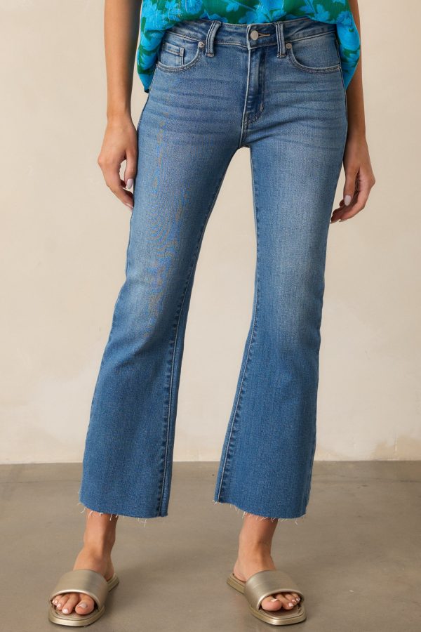Back And Forth Medium Wash Cropped Flare Jeans Cheap - Image 4