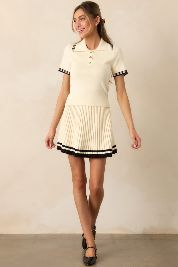 Top Of The Class Ivory Short Sleeve Polo Shirt For Sale - Image 4